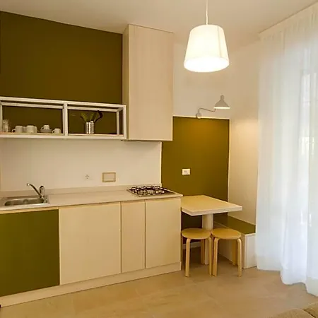 Ombrosa Aparthotel 4*