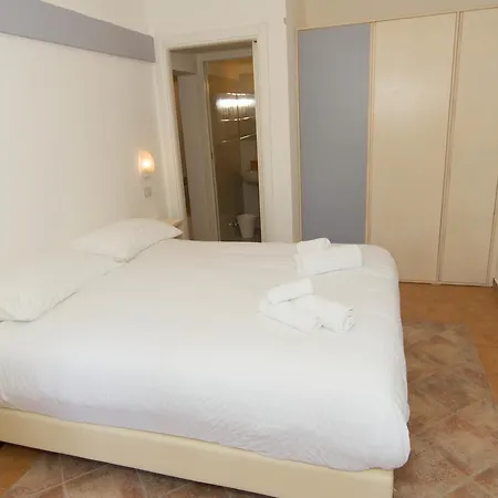 Aparthotel Ombrosa 4*